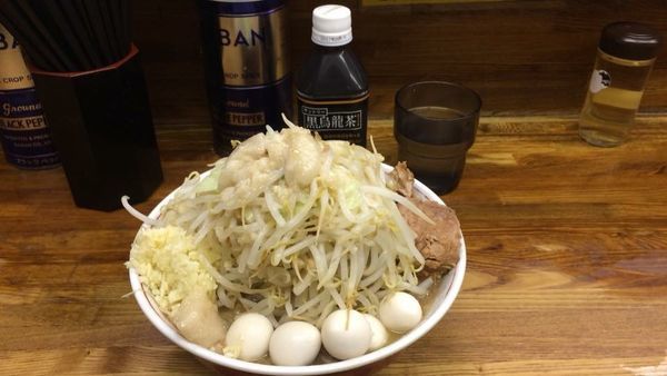 「小ラーメン＋うずら」@ラーメン二郎 新小金井街道店の写真