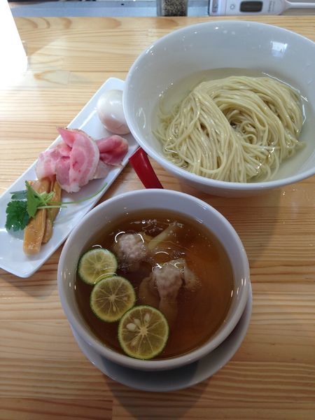 「特級白醤油つけ麺 950円」@自家製麺 くろ松の写真