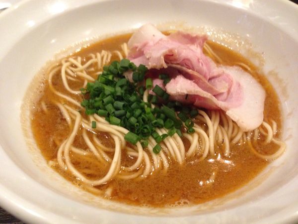 「香蝦麺 ハーフ」@灰汁中華 丿貫 福富町本店の写真