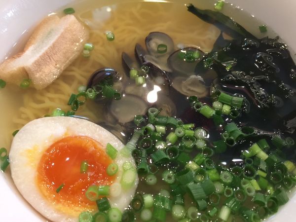 「あっさり（普）」@青森 十三湖 本家しじみらーめん 東京秋葉原店の写真