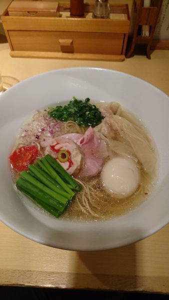 「特製塩そば」@饗 くろ㐂の写真