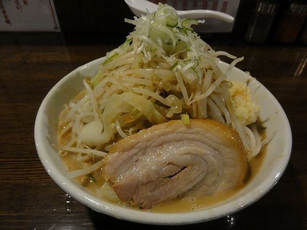 「らーめん（豚1枚） 890円  ゼンマシ」@ちばから 渋谷道玄坂店の写真