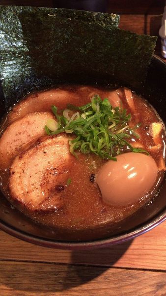 「徳のせ魚介豚骨らーめん」@麺や 幸村の写真