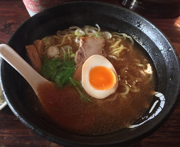 「和風醤油ラーメン＋サービスライス（￥720）」@らーめん一会の写真