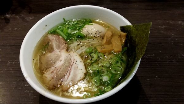 「Aセット(香味徳ラーメン+明太子ご飯)+味玉子」@牛骨ラーメン 香味徳の写真