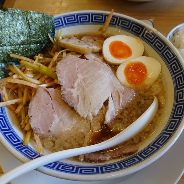 「全部のせ一茶元味990　ライス（ランチタイムサービス）」@麺屋 一茶 古河店の写真