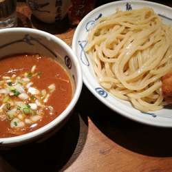 濃厚つけ麺並盛（950）