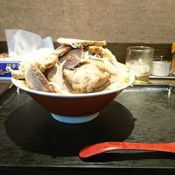 とんこつ野菜ラーメン小 豚増し