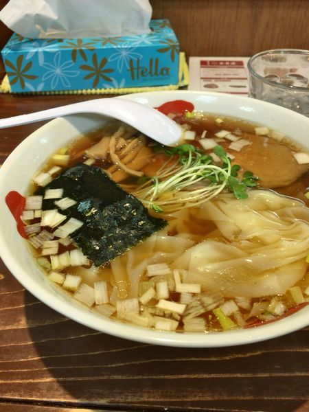 「ワンタンソバ」@支那そば 正月屋の写真