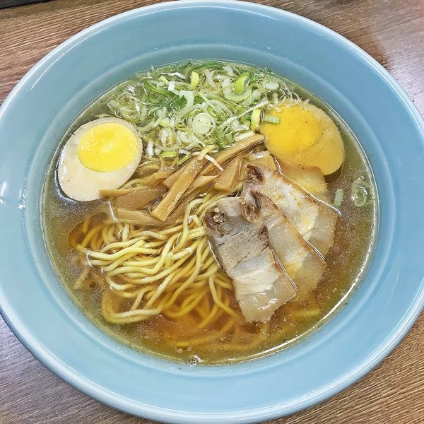 「ラーメン￥６５０＋サービスクーポン味玉」@名代らーめん 航海屋 新宿店の写真