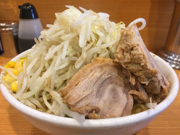 「プチラーメン（ﾆﾝﾆｸ少なめ）」@ラーメン二郎 八王子野猿街道店2の写真