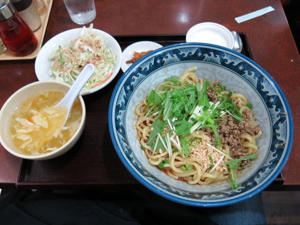 「汁なし担々麺：800円」@晴々飯店の写真