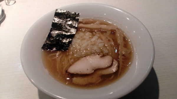 「週替わりの純煮干しそば（3週目）（750円）」@煮干し中華そば 一燈の写真