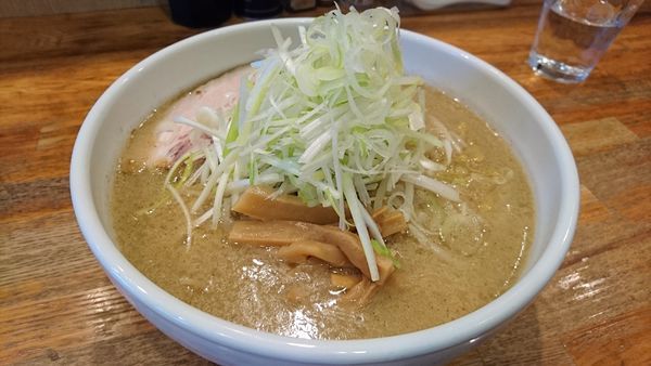 「味噌ラーメン 大盛 ネギトッピング」@ふきのとうの写真