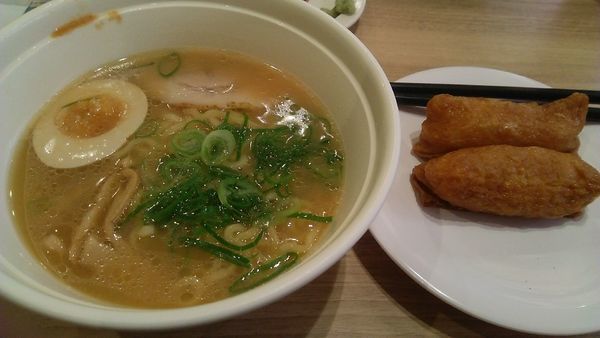 「ごくっ！旨 鮭出汁の味噌ラーメン 324円」@かっぱ寿司 市川東大和田店の写真