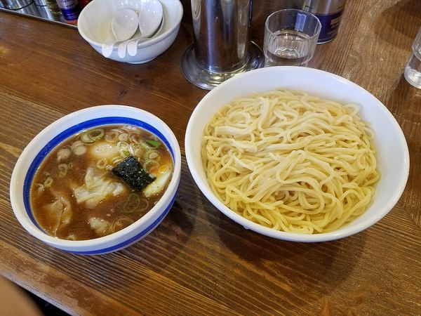 「あつワンタン(8500円)+中盛り(100円)」@東池袋大勝軒 本店の写真