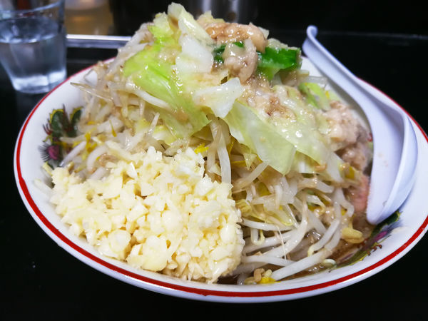 ラーメン+豚　ヤサイニンニクアブラ