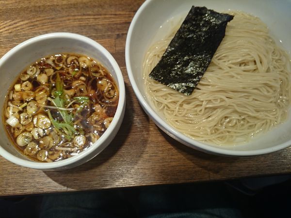 「醤油のつけソバ　中盛」@Tomboの写真