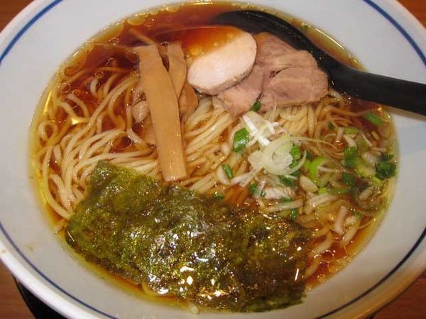 「純鶏らーめん醤油　580円」@麺処直久 新橋店の写真