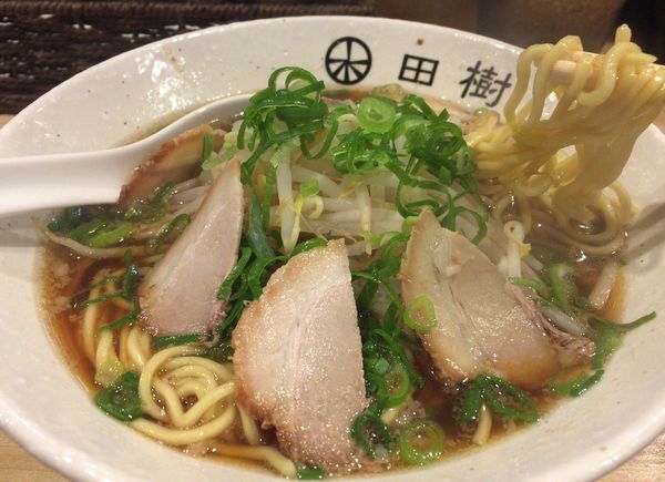 「京都らーめん醤油(730円)」@京都らーめん 炭火串焼き 田樹の写真