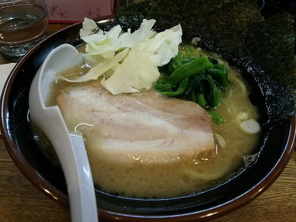 「豚骨塩らあめん(並) ※クーポンで500円」@らあめん 塩八の写真