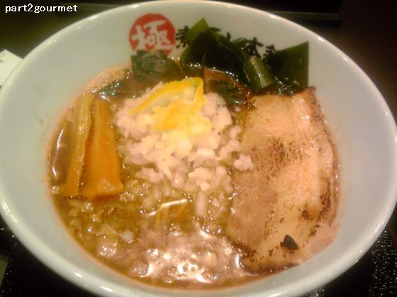 「初代 極煮干し醤油らぁめん (870円)」@極煮干し本舗 蘇我店の写真