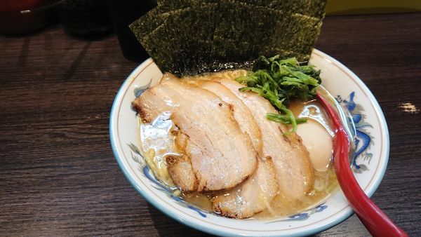 「特製だるまらーめん(970円)+半ライス(100円)」@麺屋 だるまの写真