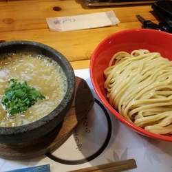 伊勢海老のつけめん並盛（880）