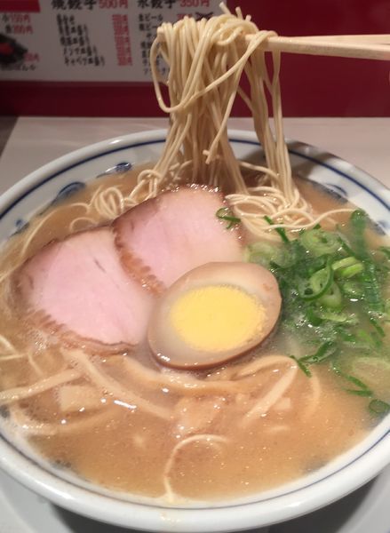 「らあめん700円」@らあめん英 本店の写真