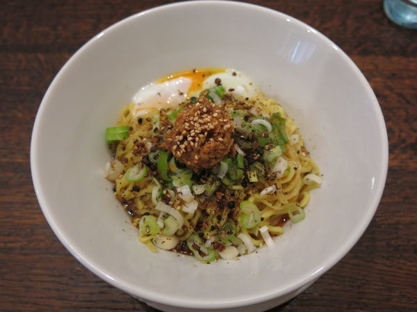 「広島汁なし担々麺＋麺大盛り：580円＋150円」@ラーメン銀次の写真
