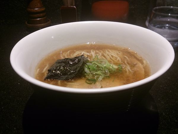 「ミニ醤油らぁ麺」@支那そばや 新横浜ラーメン博物館店の写真
