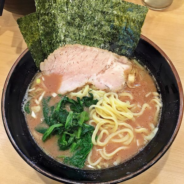 「ラーメン（並）￥６５０」@横浜家系らーめん 武道家 賢斗の写真