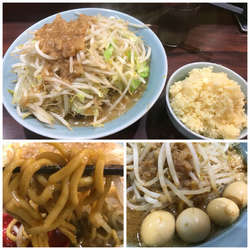 ミニラーメン 750円 うずら 150円 アブラマシ