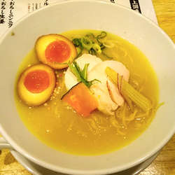 鶏白湯ラーメン+味玉