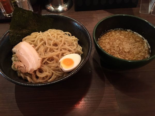 「つけ麺かつお（800円）＋大盛り（120円）」@山勝角ふじ 京成大久保店の写真