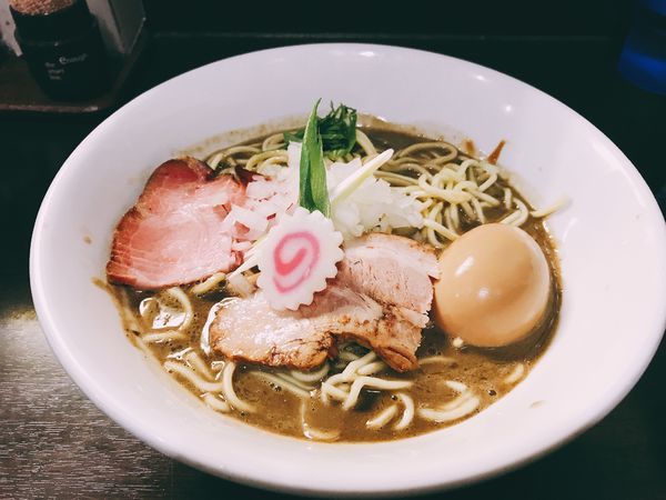 「味玉濃密煮干しそば」@中華そば いづるの写真