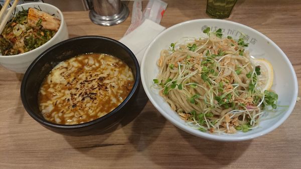 「カレーつけ麺（中） 850円 + チャーシューご飯 280円」@はつがい商店の写真