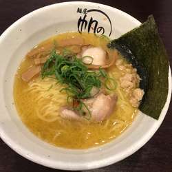 鶏白湯ラーメン