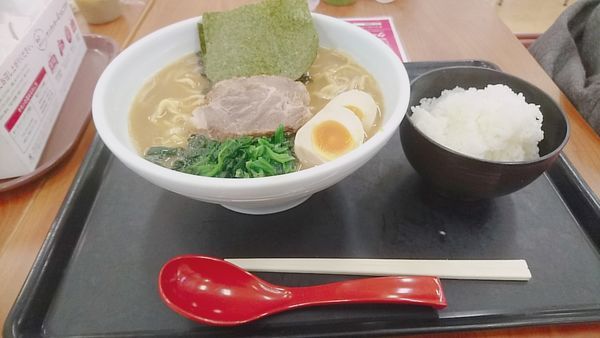 「ラーメン大盛(麺2倍)味玉」@麺屋 けんゆう イオン東雲店の写真