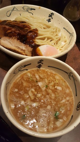 「濃厚外伝黒つけ麺中盛」@麺屋武蔵 武骨外伝の写真