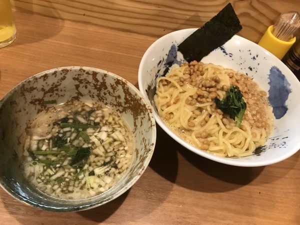 「【気まぐれ限定】煮干し生玉子納豆つけ麺」@ラーメン カワタカの写真