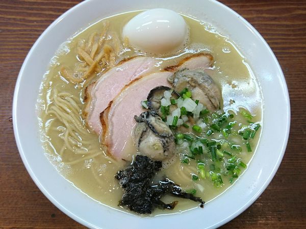 「【限定】カキバター塩拉麺」@良温(Ra-on)の写真