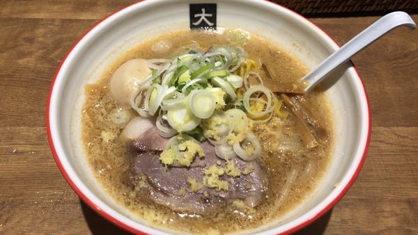 「味噌らーめん 大盛+煮たまご」@大島の写真