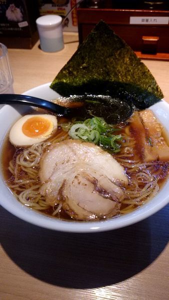 「和風醤油ラーメン」@つけ麺工房 真面目の写真