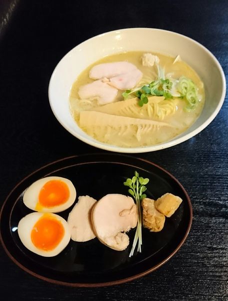 「特製鶏そば本絞り塩」@中華そばつけそば 千思萬考の写真