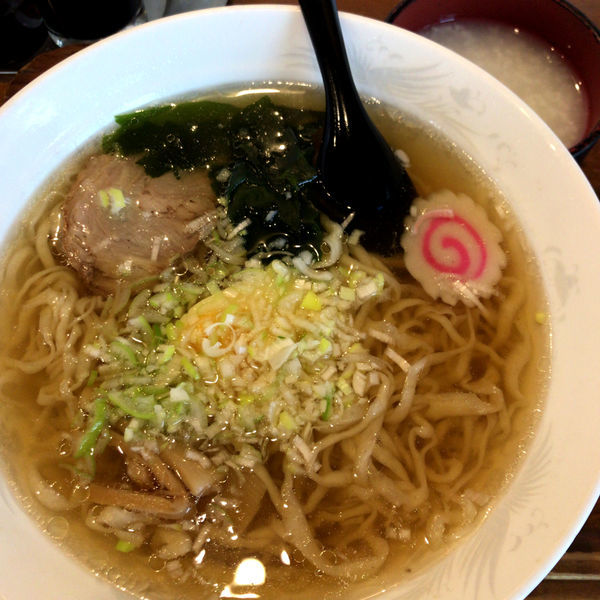 「ラーメン　615円　お粥　無料」@桂林の写真