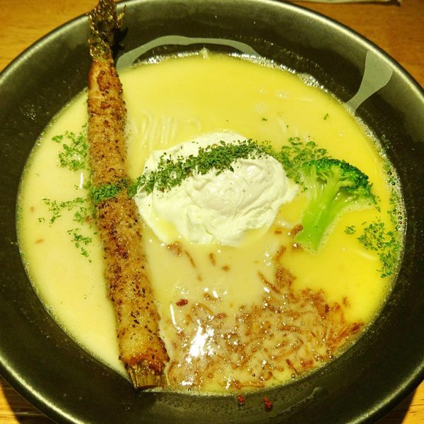 「（白）鶏白湯そば・並870」@Ramen&Bistro ushio ueno eastの写真