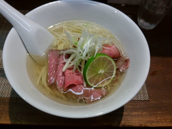 「黒須1周年八咫烏コラボ 暁の和牛 塩 1000円」@神保町黒須の写真