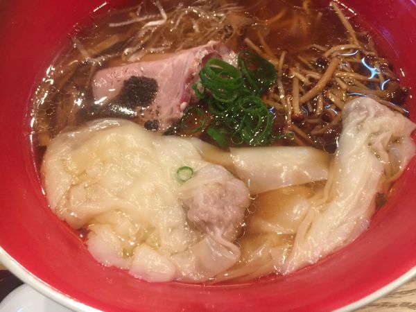 「ワンタン醤油soba」@Japanese Soba Noodles 蔦の写真