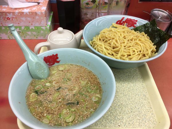 「つけ麺大盛り」@ラーメン山岡家 さいたま宮前店の写真
